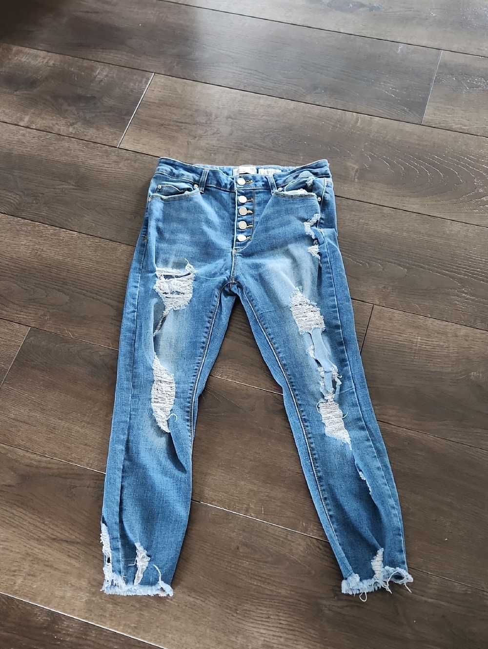 Indigo Rein jeans size 11  Distressed